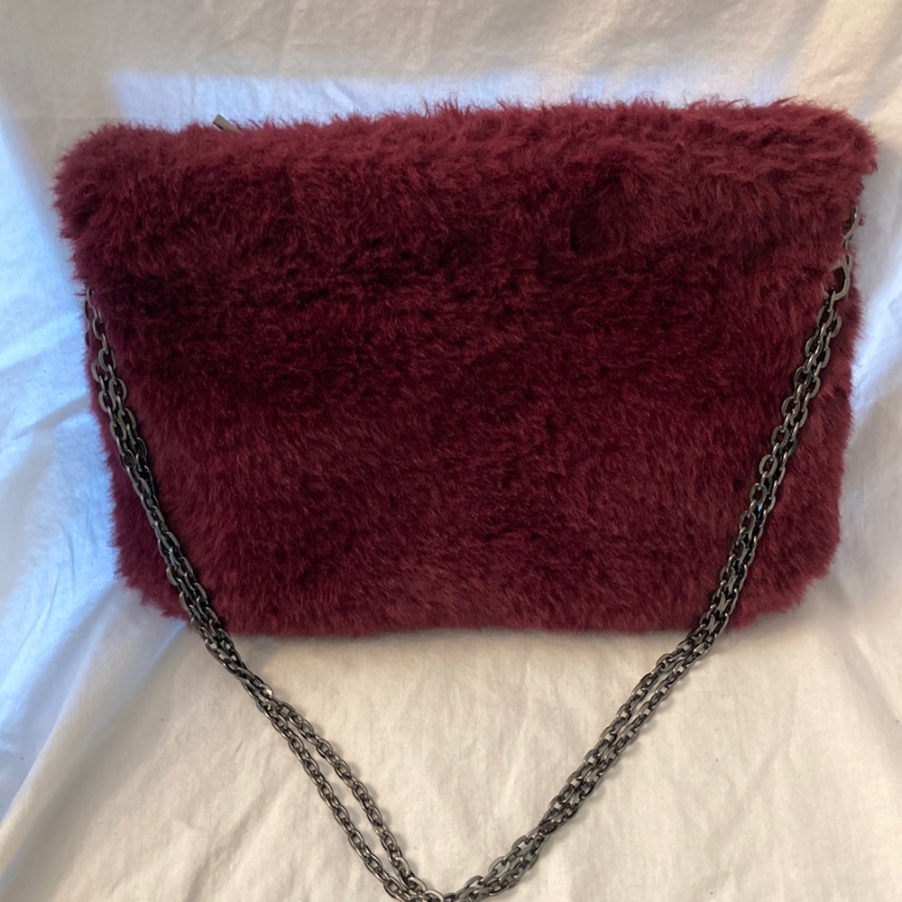 Furry shoulder or handbag